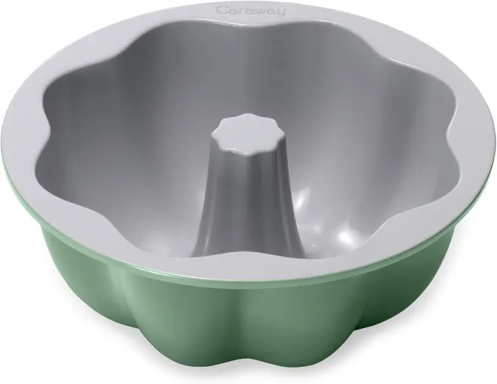 9.5-inch Fluted Cake Pan — Nonstick Ceramic Bundt with Ergonomic Rim